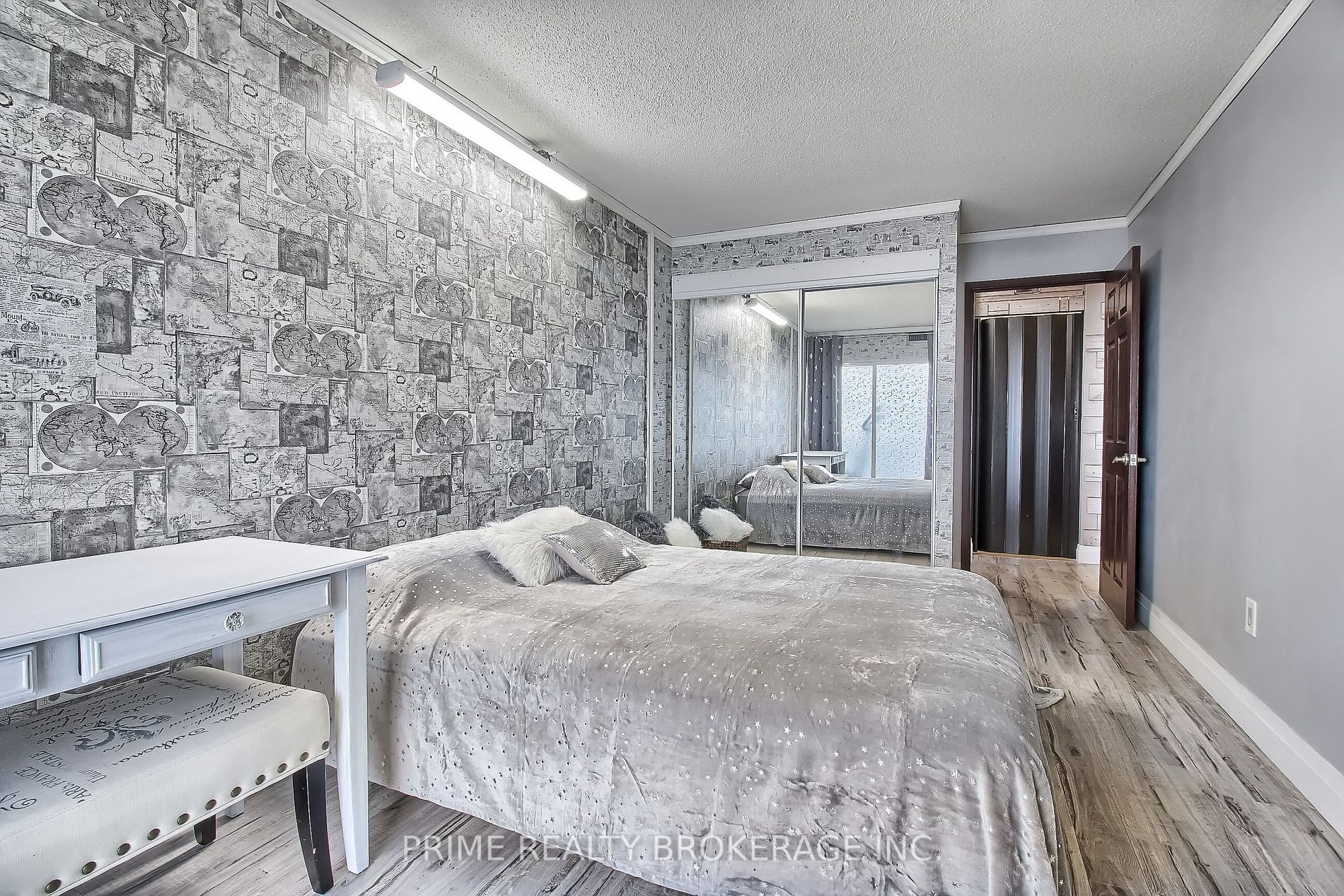 175 Cedar Avenue, #801