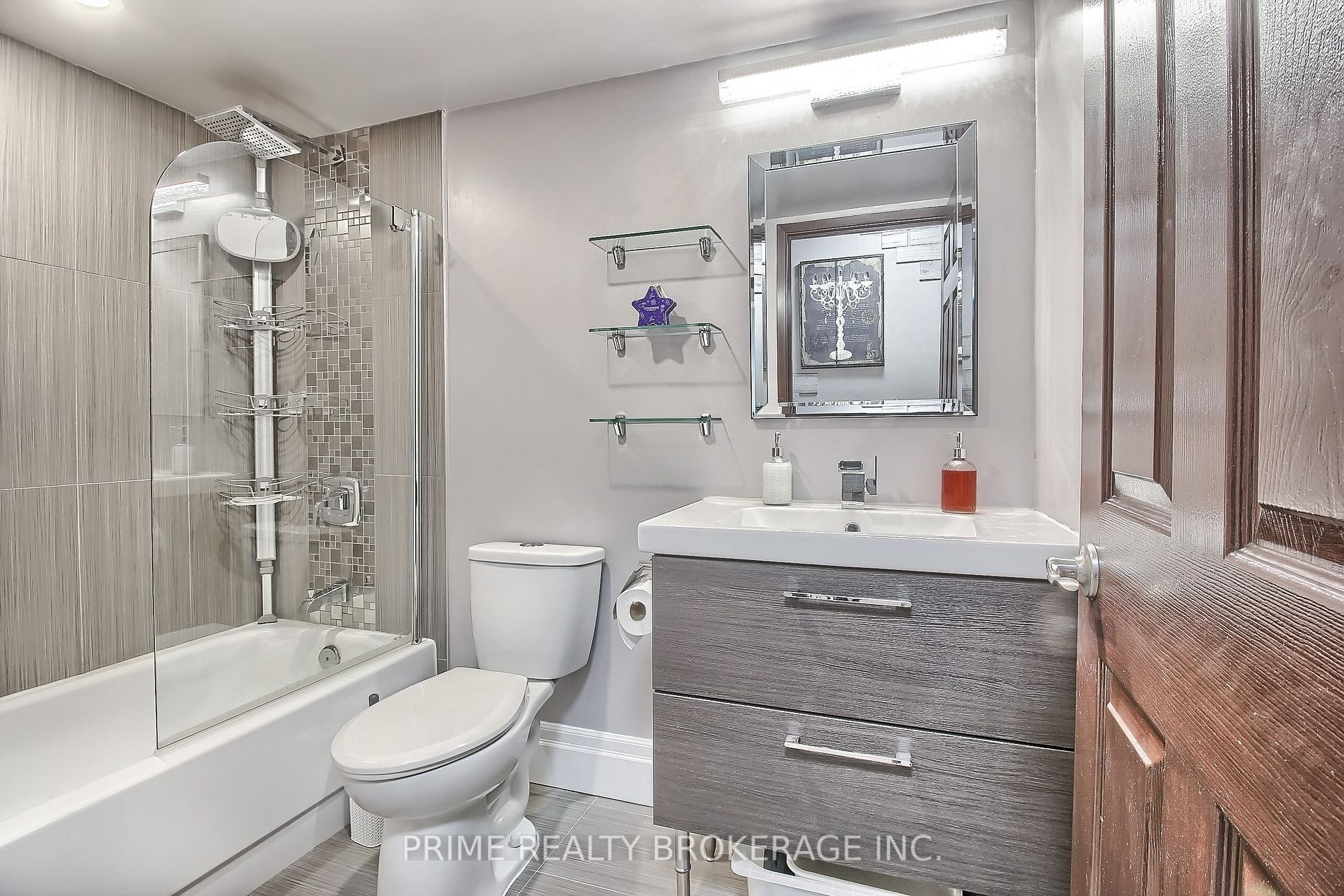 175 Cedar Avenue, #801
