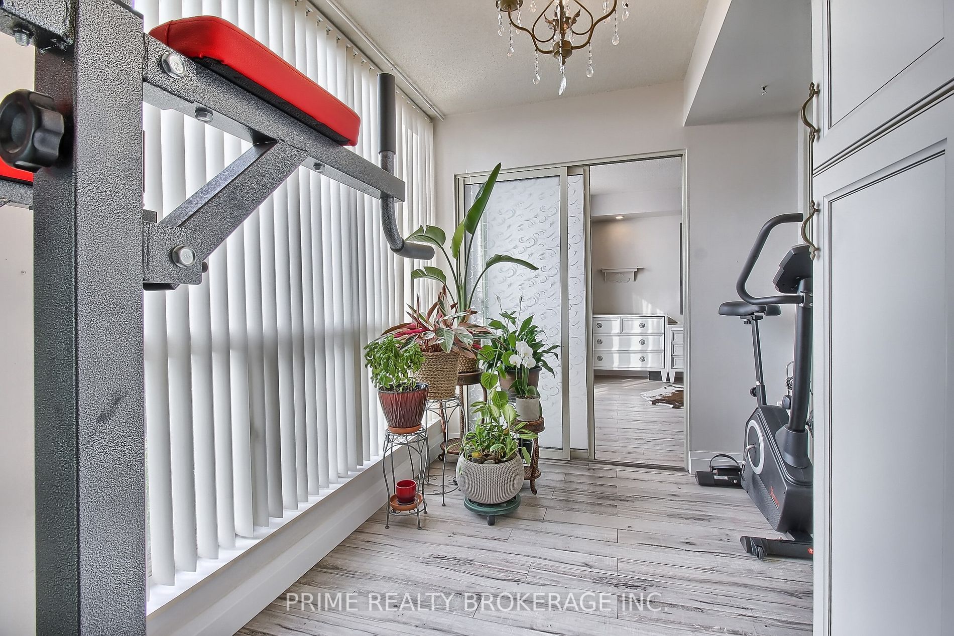 175 Cedar Avenue, #801