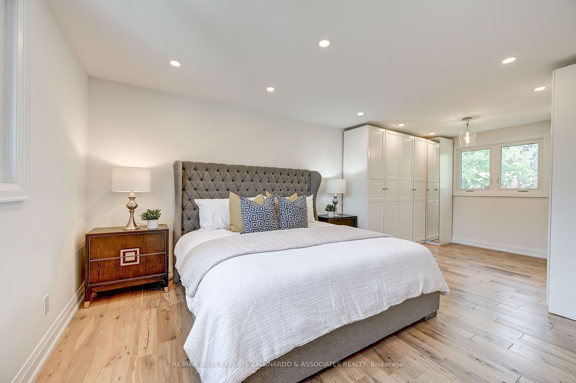 5 Osler Crt