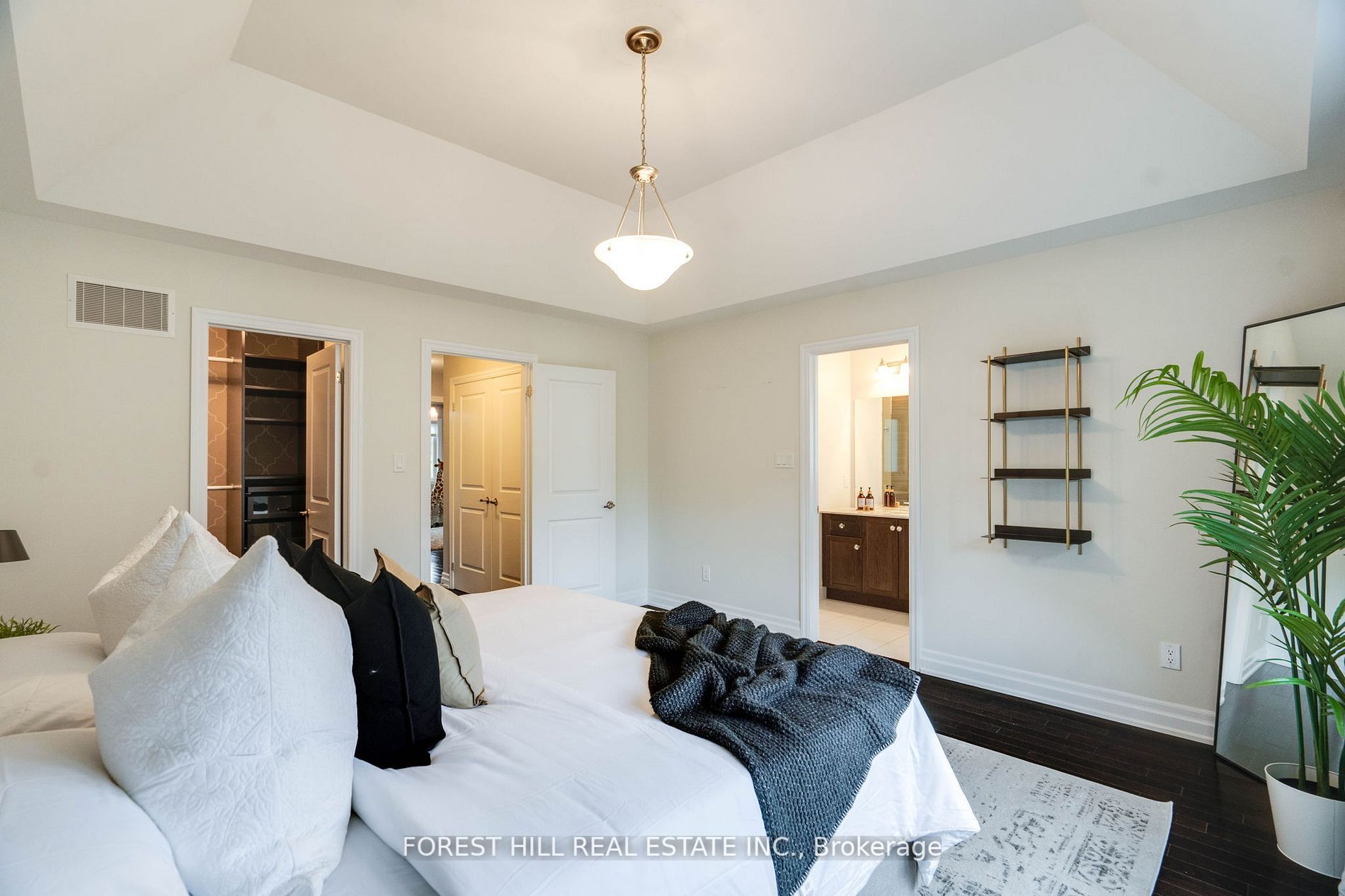 67 Robert Berry Cres