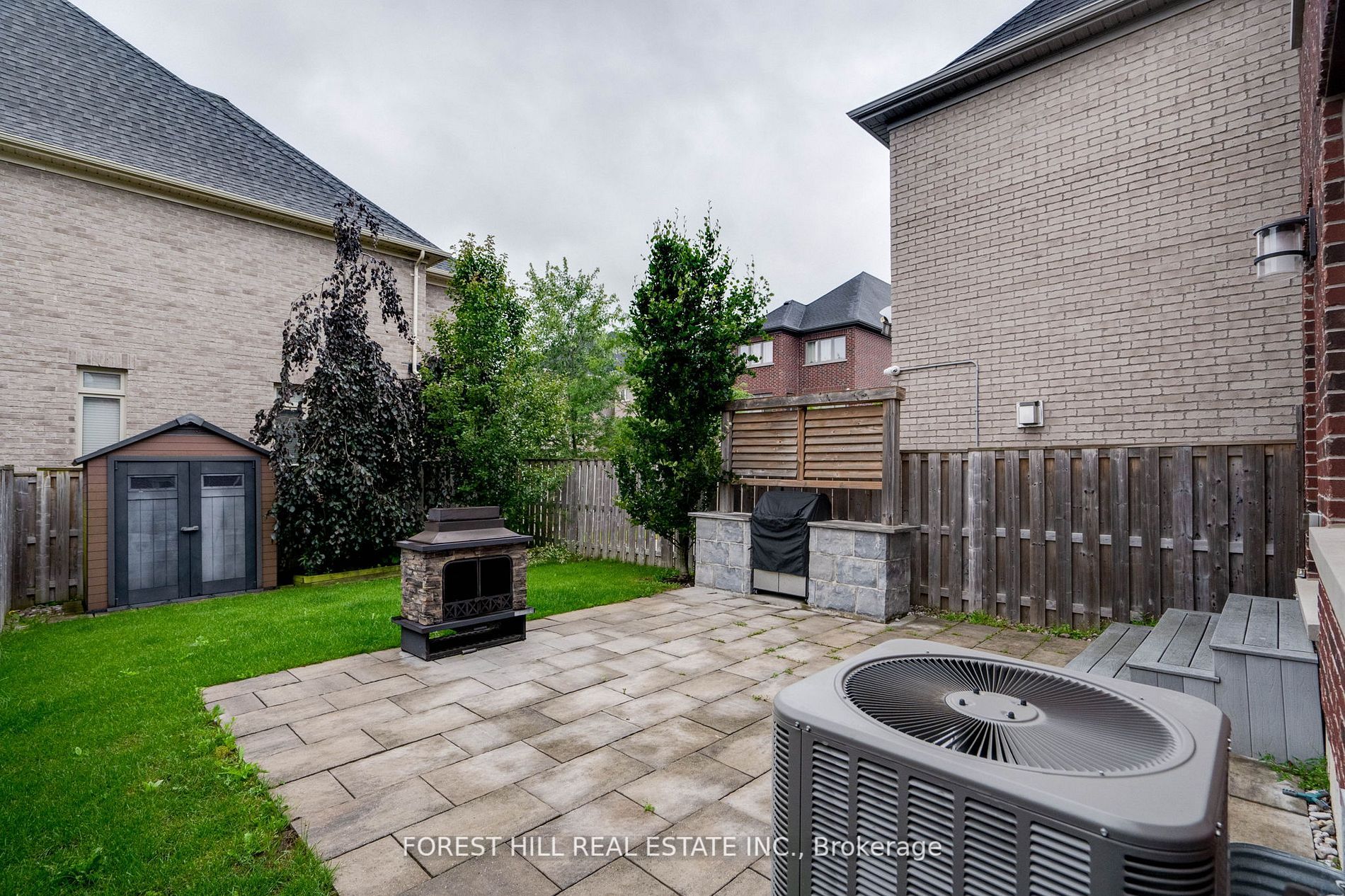 67 Robert Berry Cres