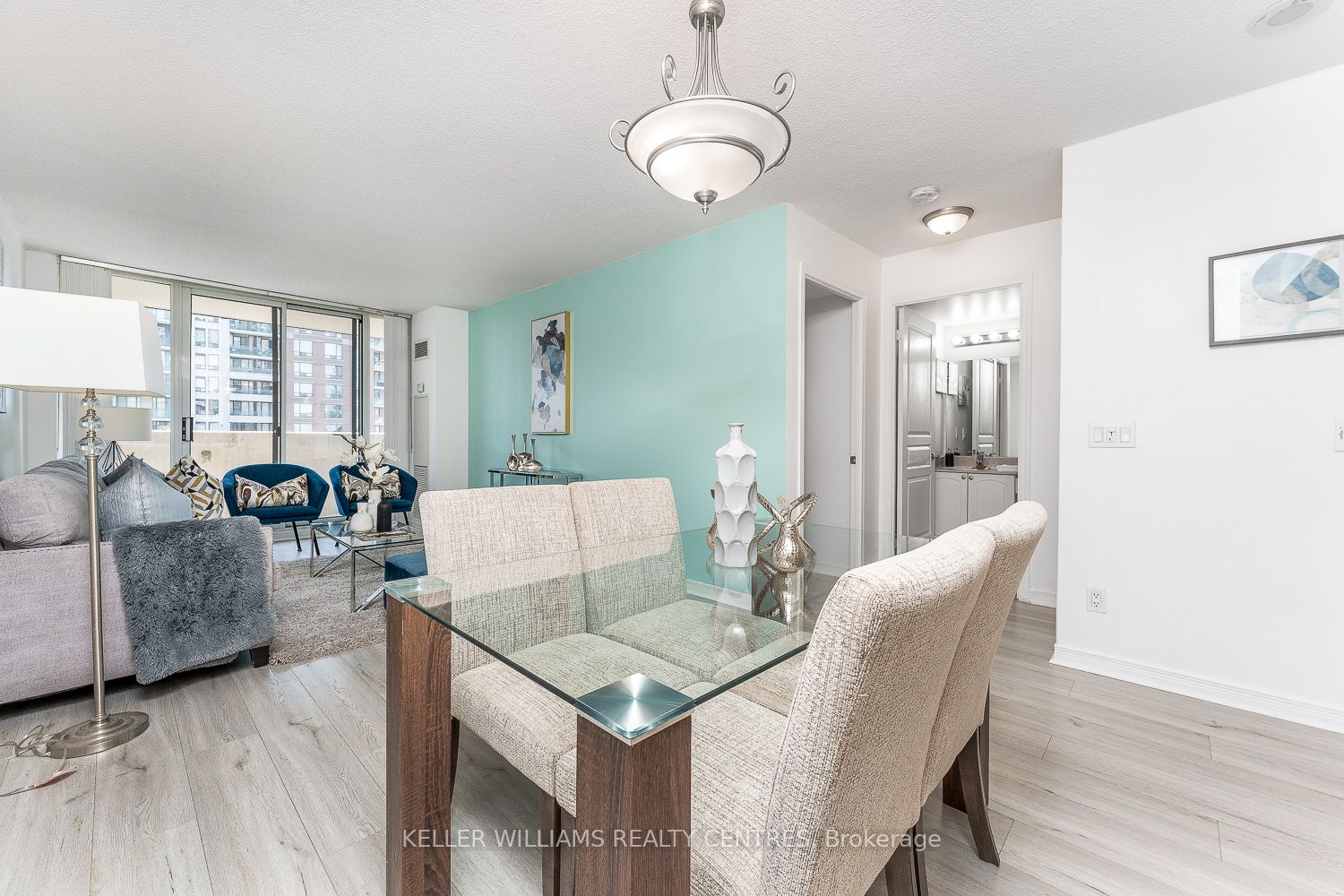 350 Red Maple Rd, #411