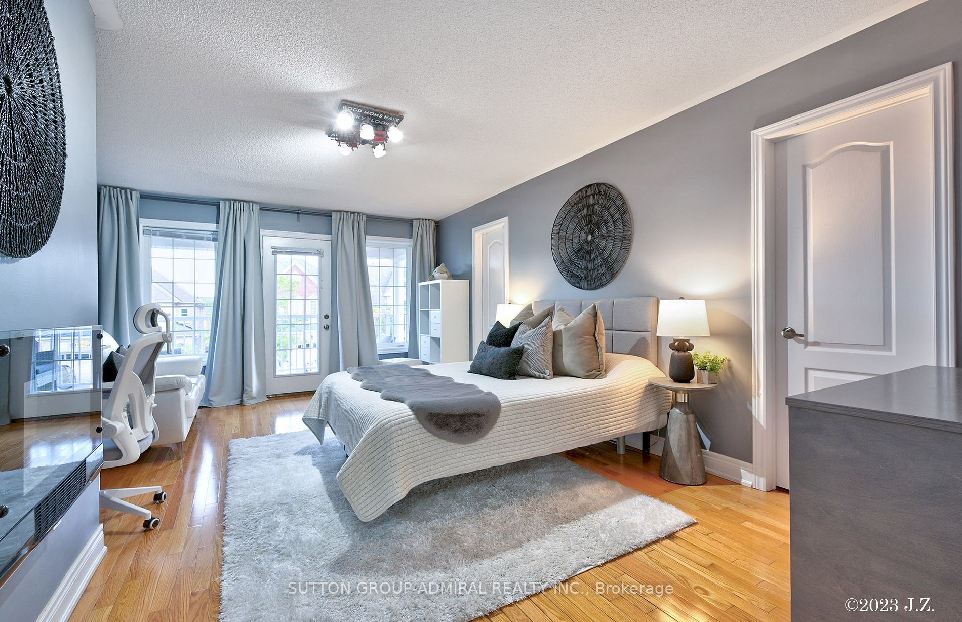 32 Daniel Bram Dr