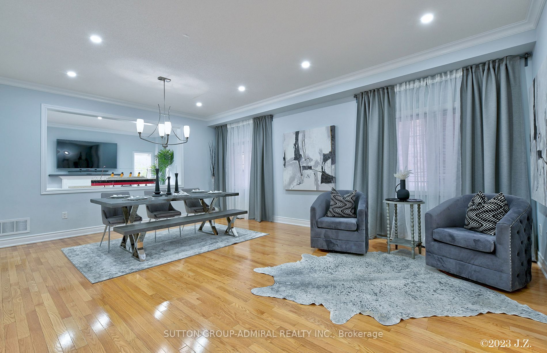32 Daniel Bram Dr