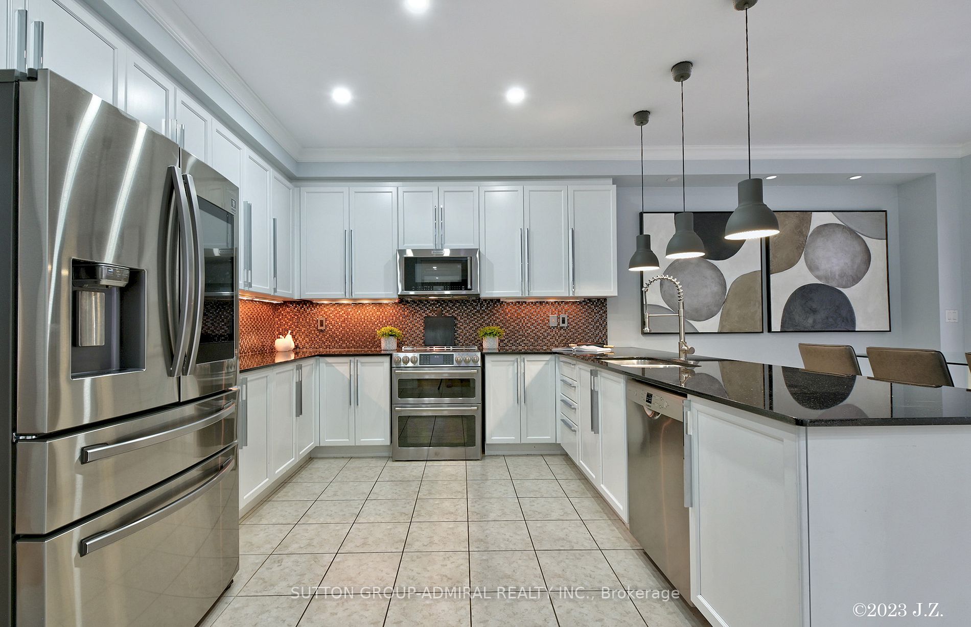 32 Daniel Bram Dr