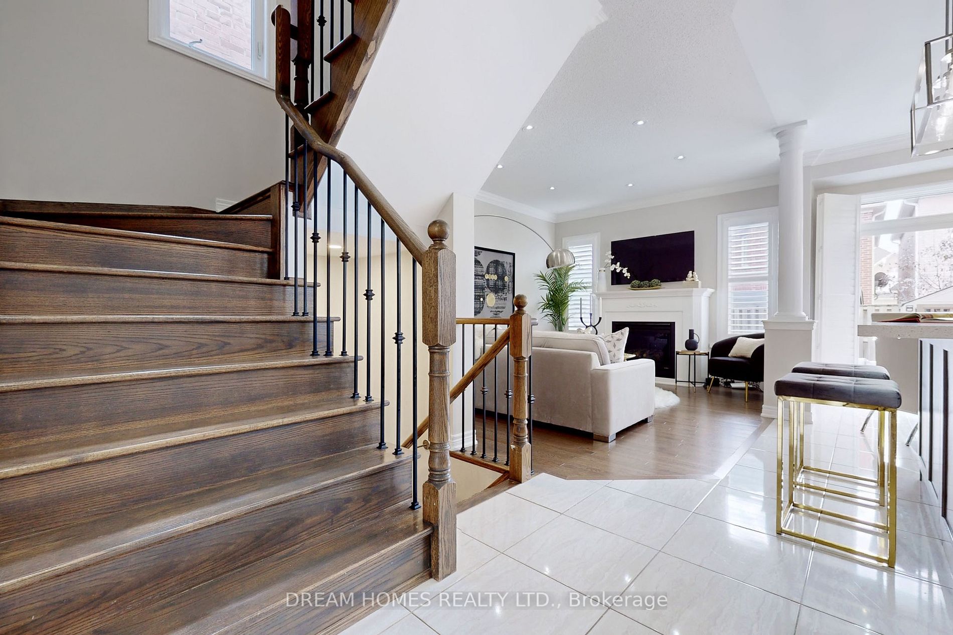 82 Betony Dr