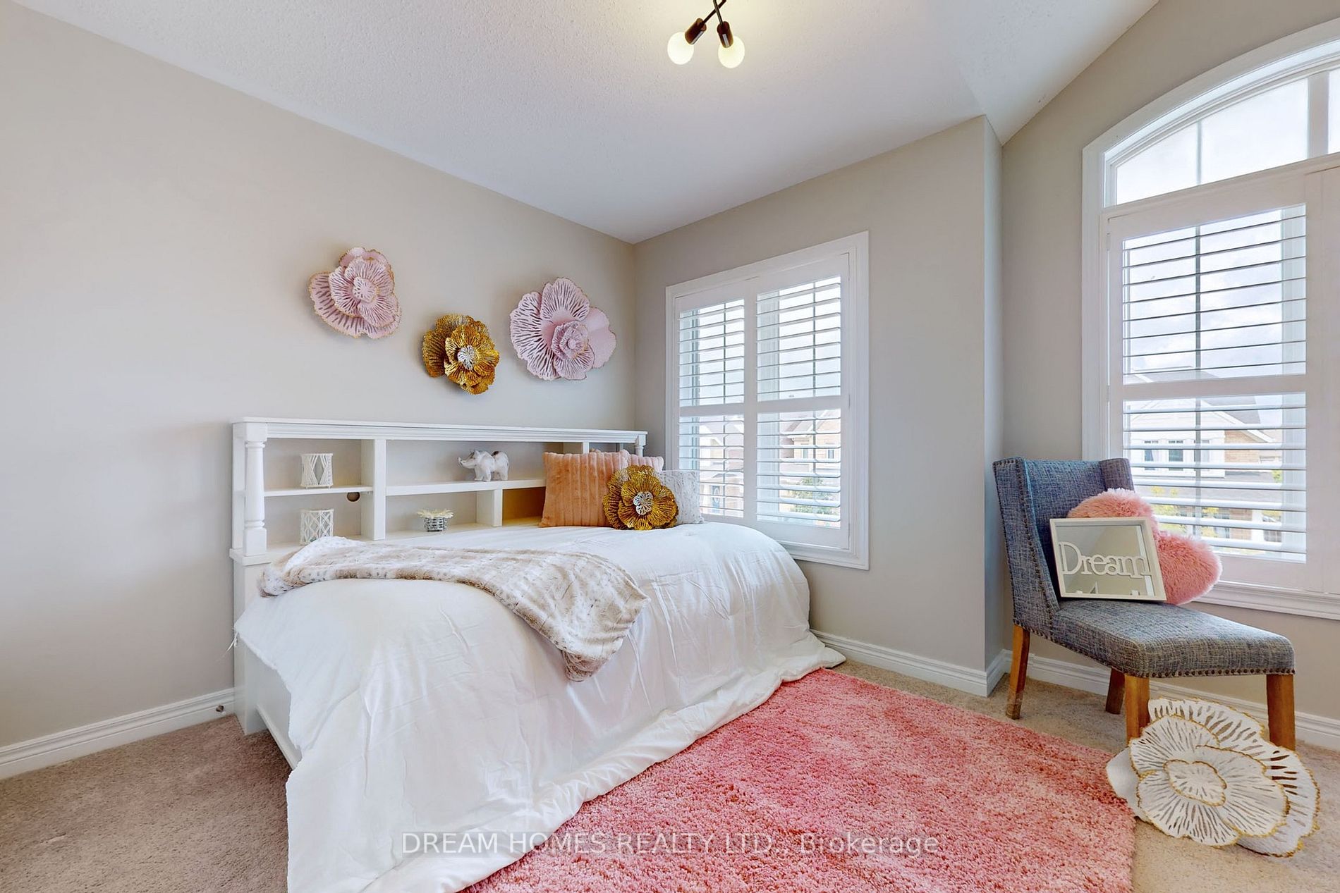 82 Betony Dr