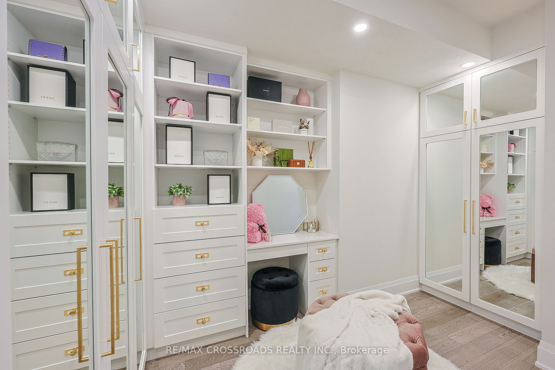 207 Smallwood Circ