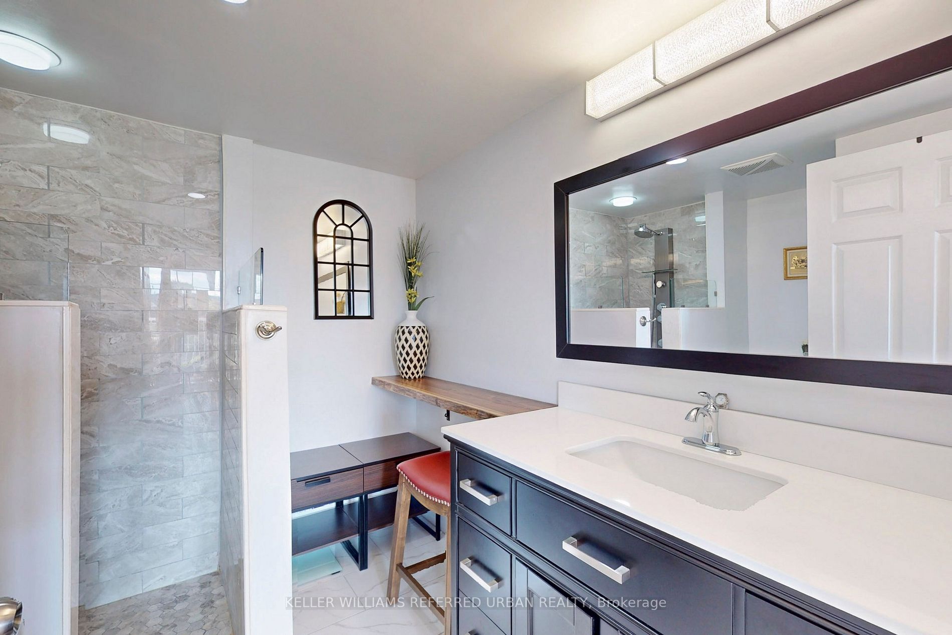 15 Cornell Meadows Avenue, #A206