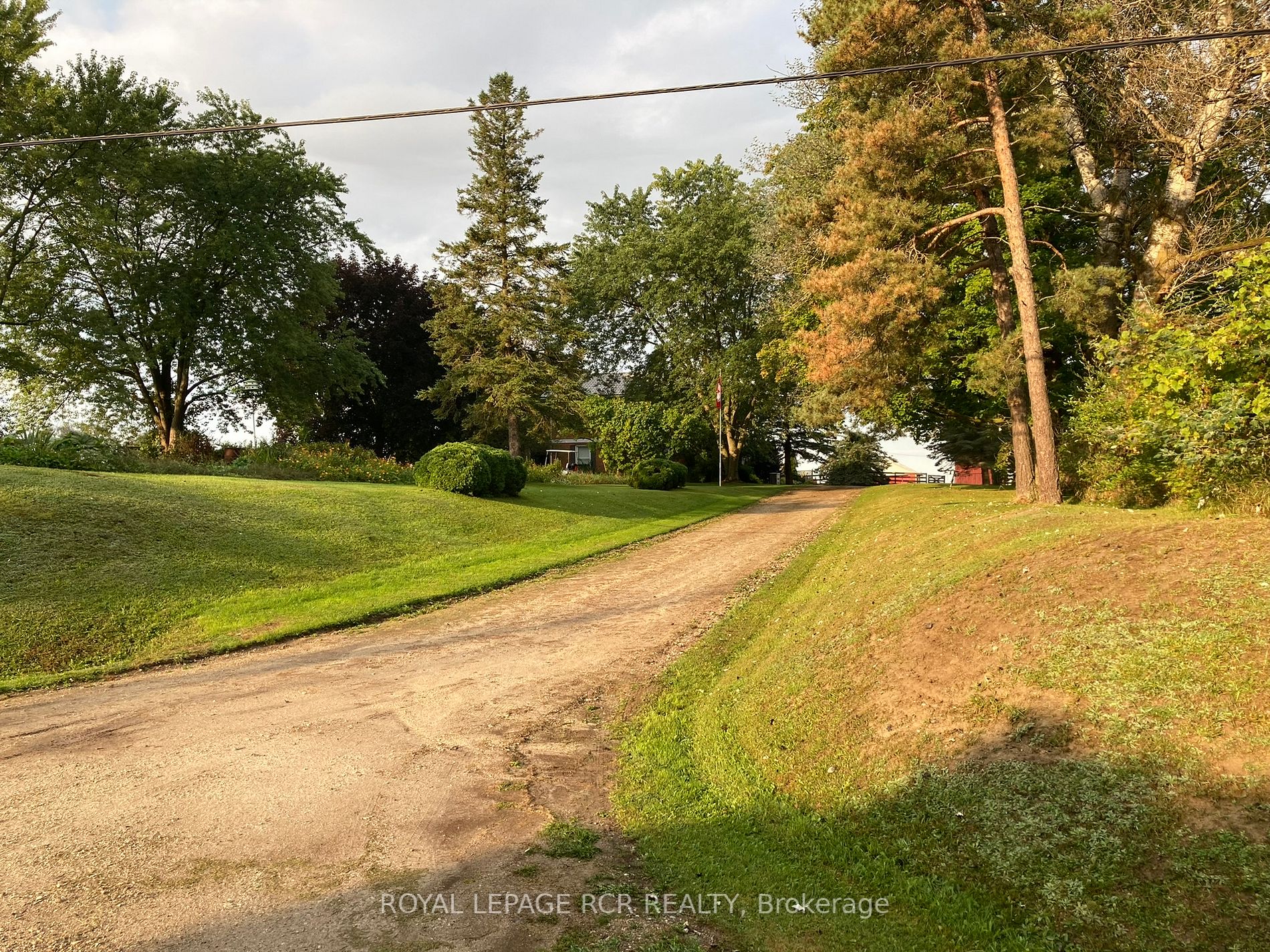 152 Leonard Rd