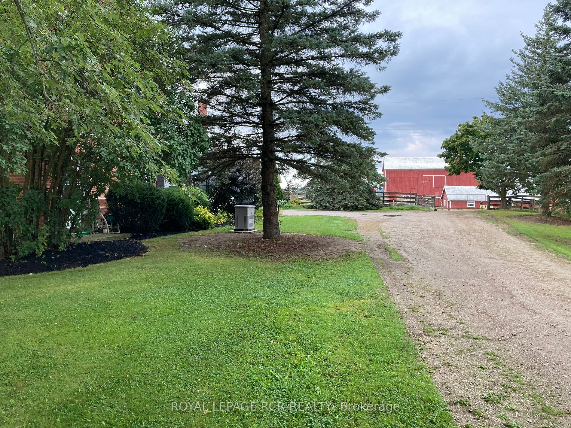 152 Leonard Rd