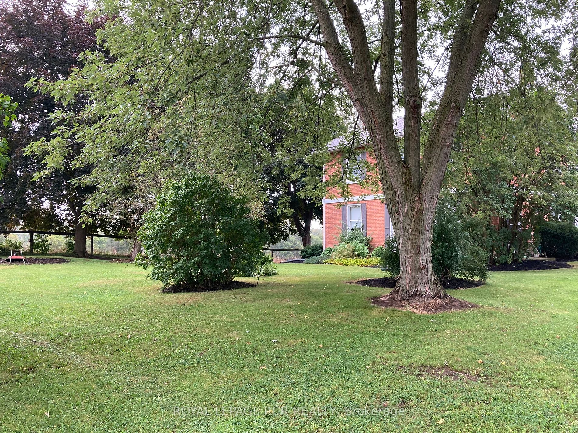 152 Leonard Rd