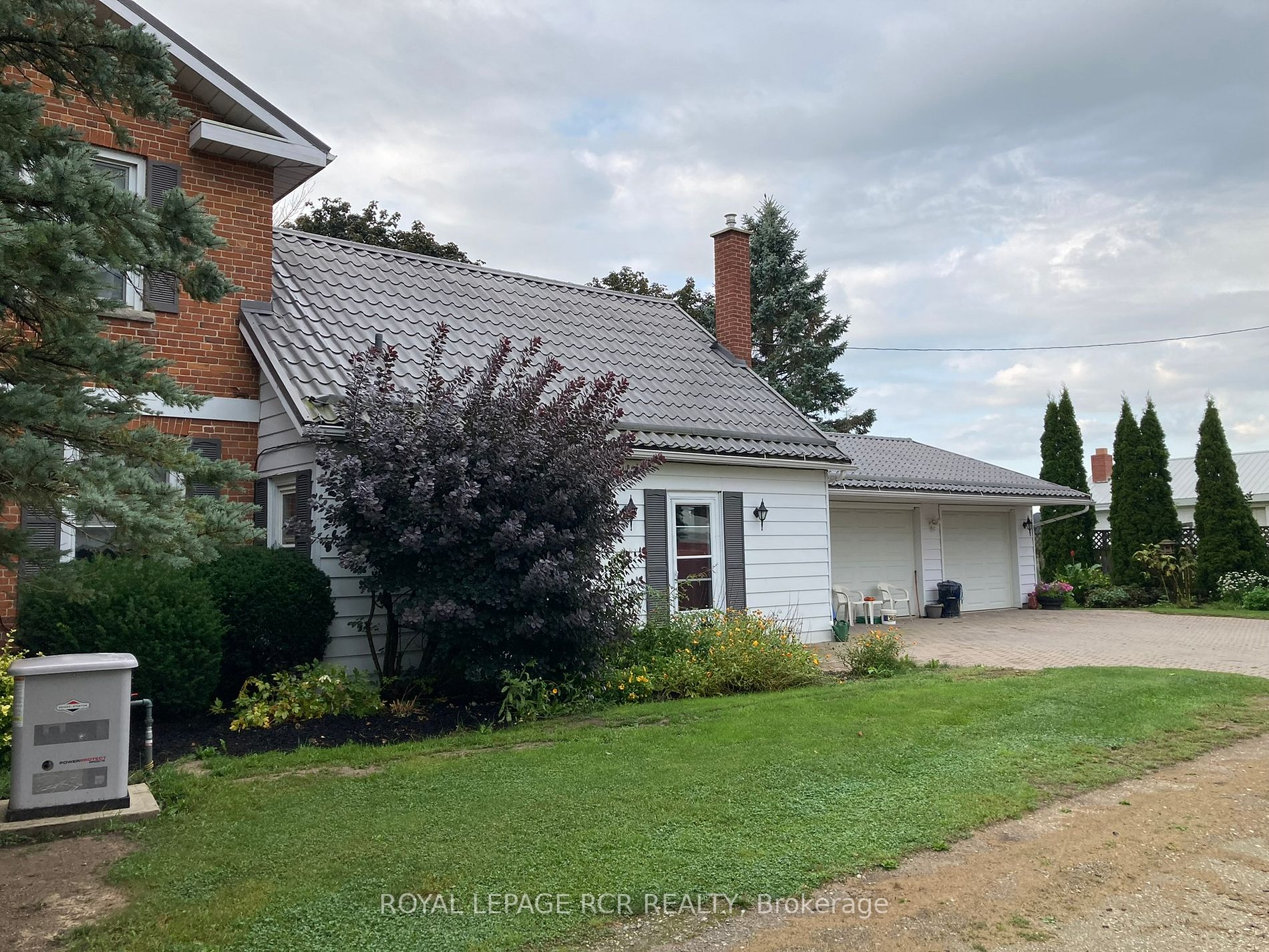 152 Leonard Rd