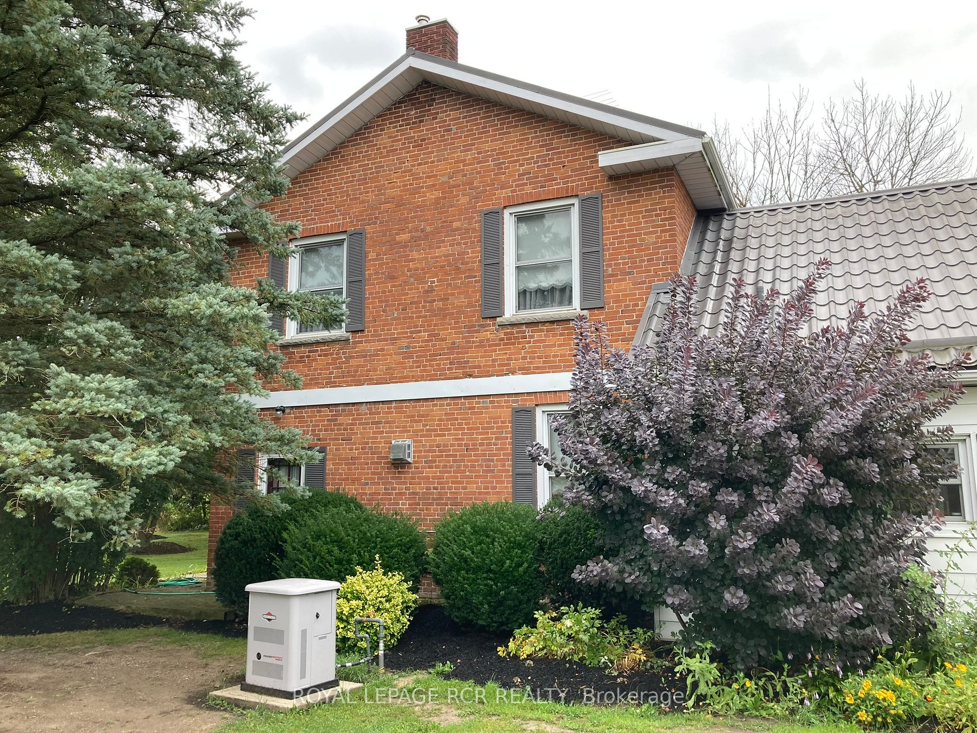 152 Leonard Rd