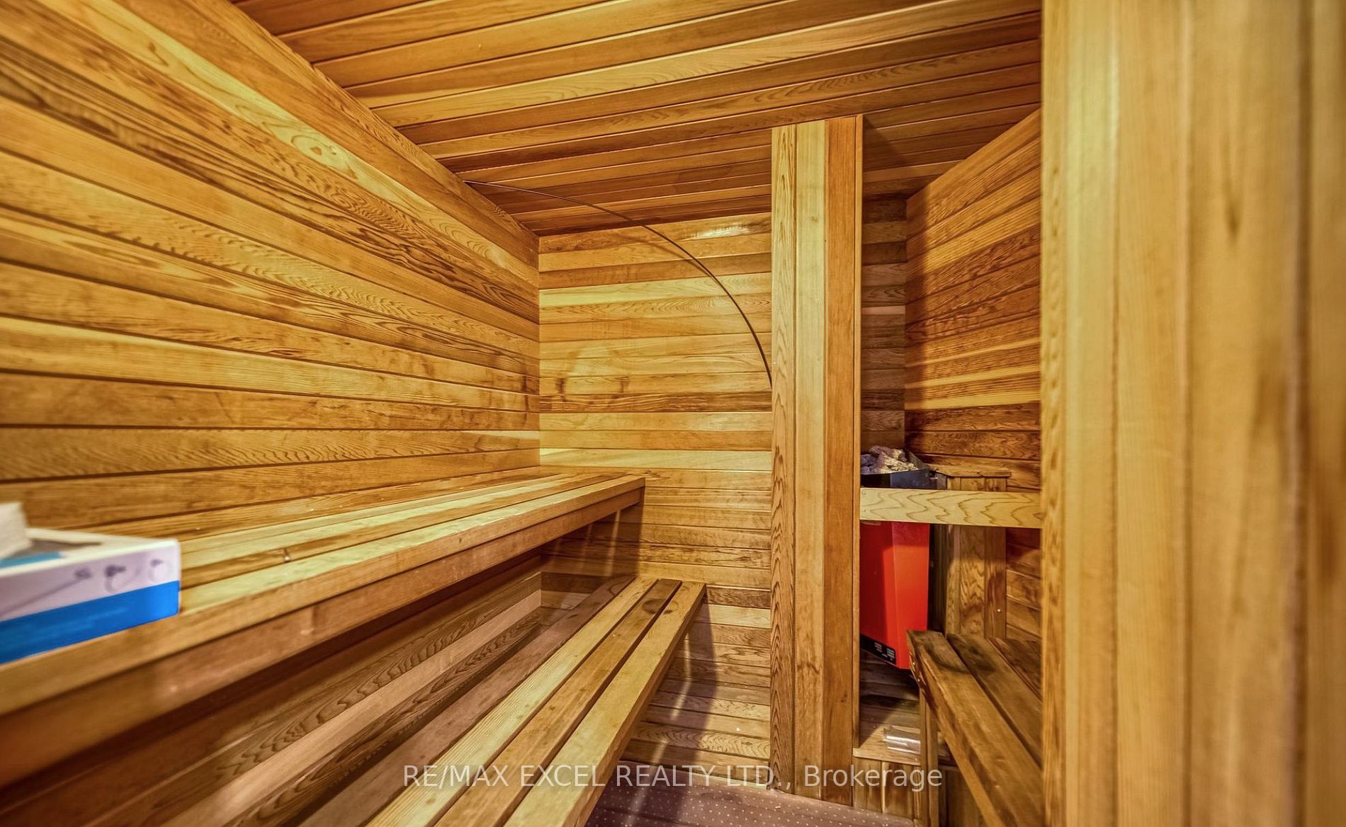 218 Langstaff Rd W