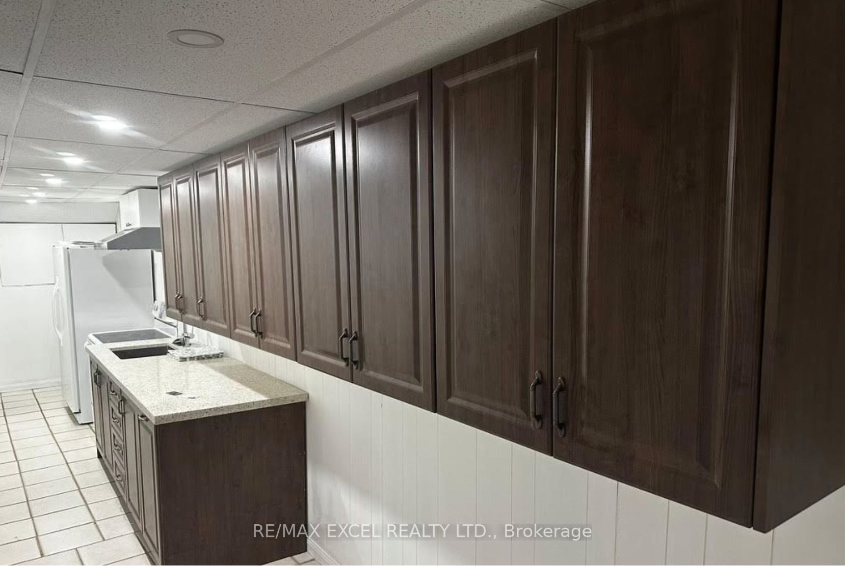 218 Langstaff Rd W