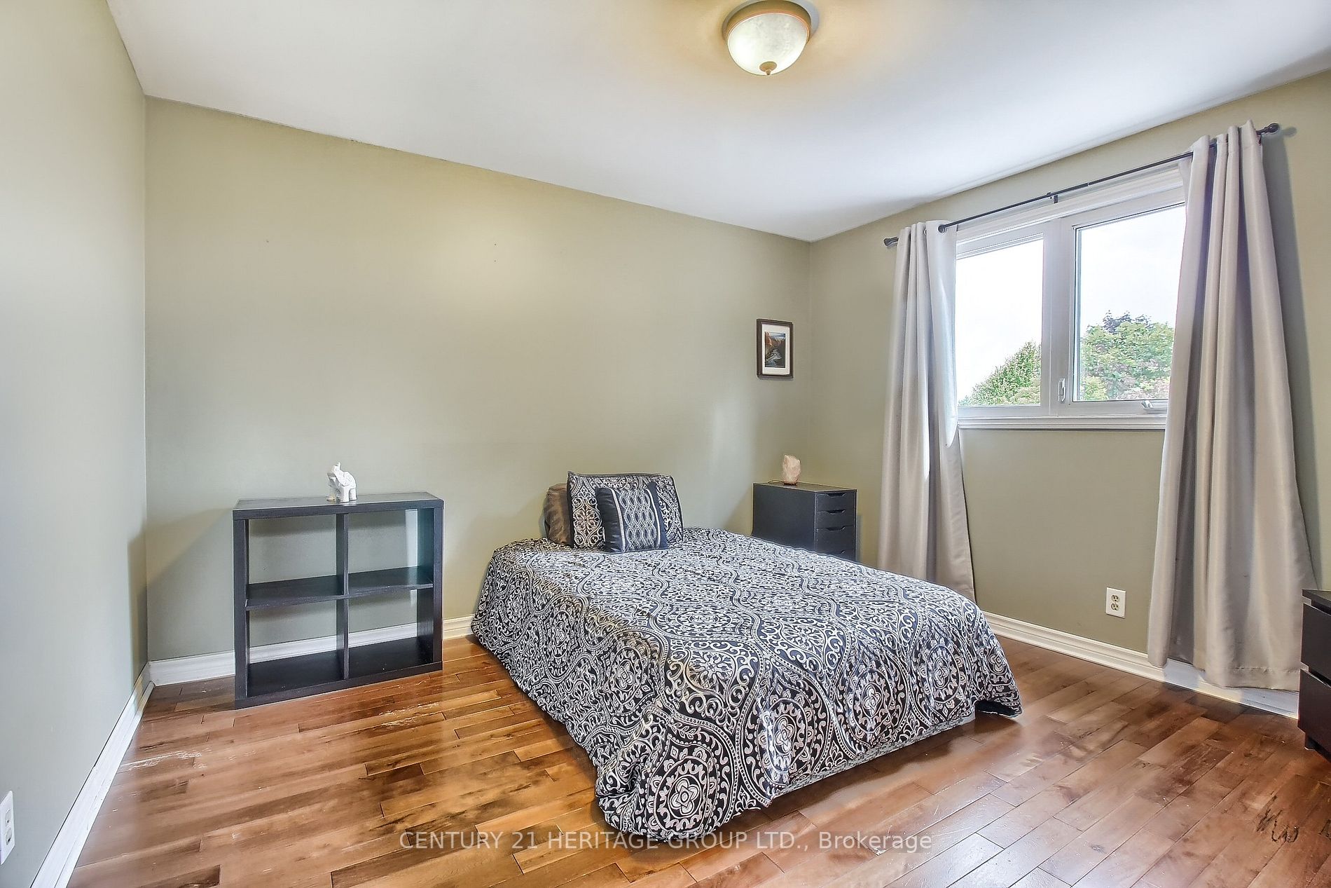 83 Imperial Cres