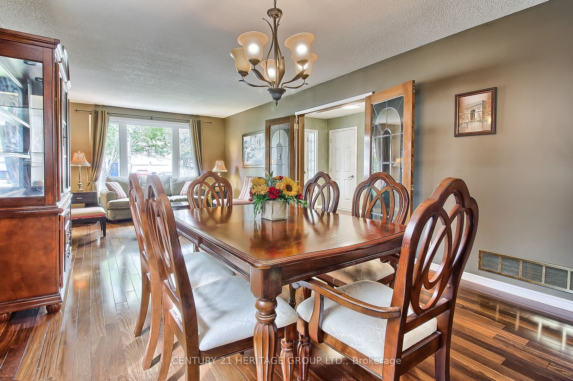 83 Imperial Cres