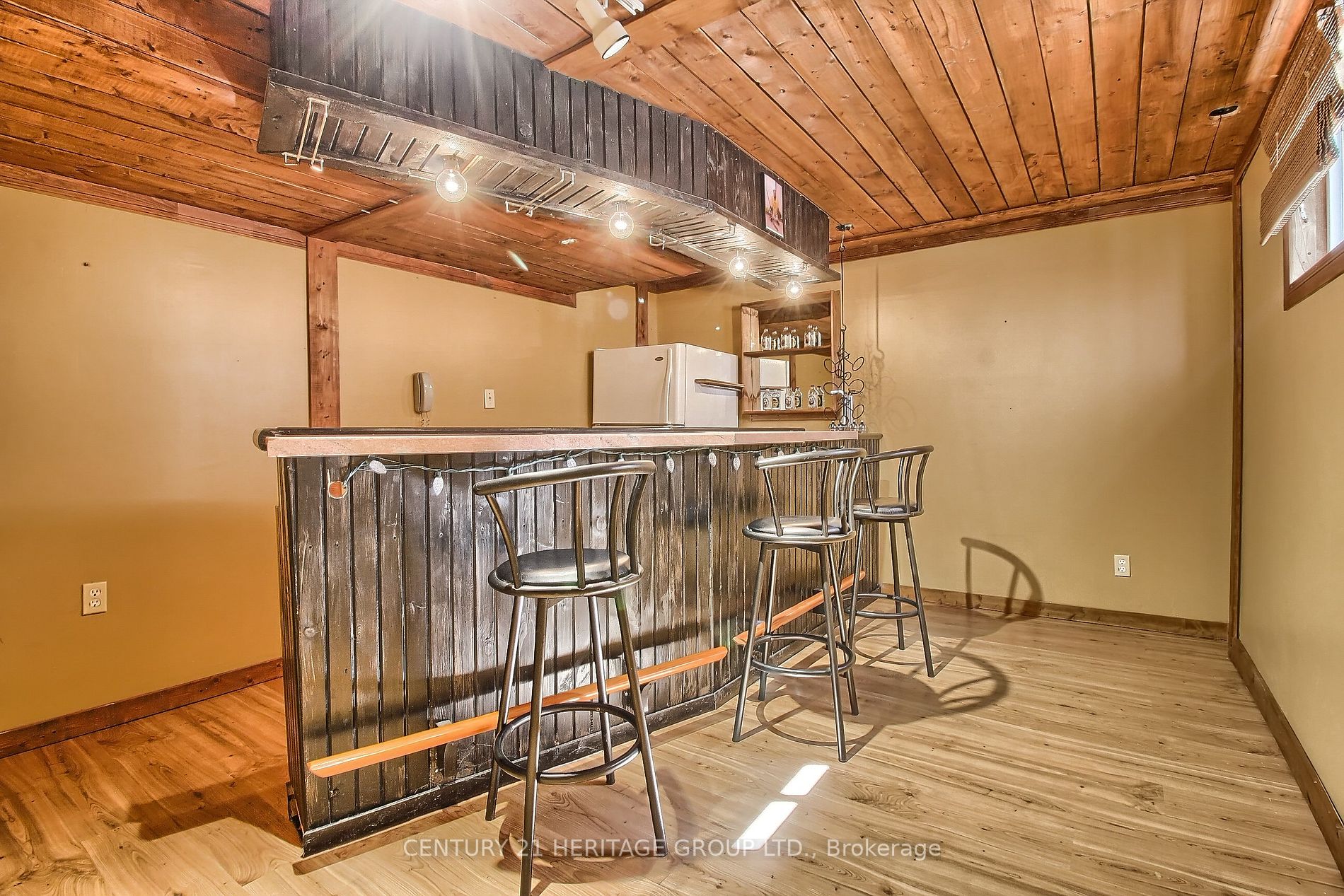 83 Imperial Cres