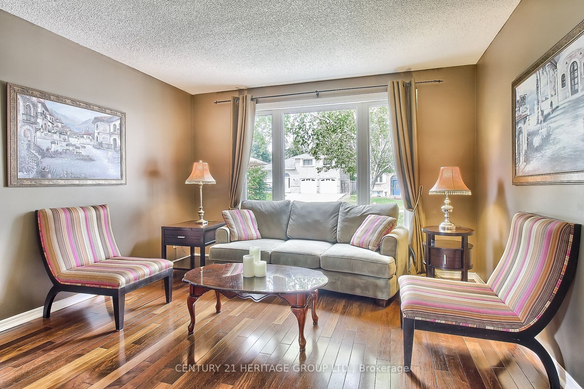 83 Imperial Cres
