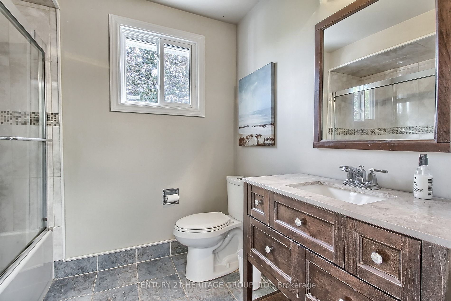 83 Imperial Cres