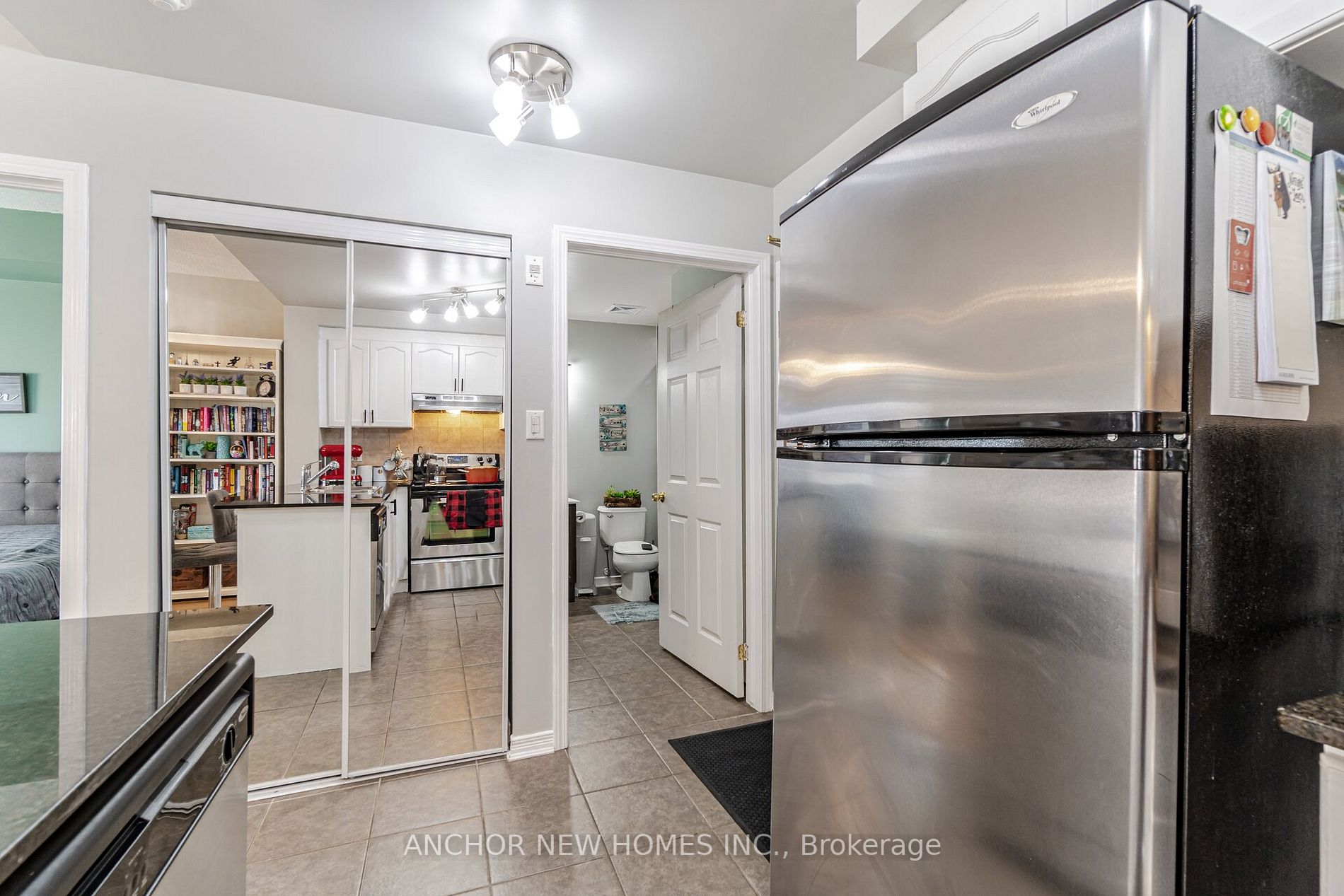 8 Maison Parc Crt, #305