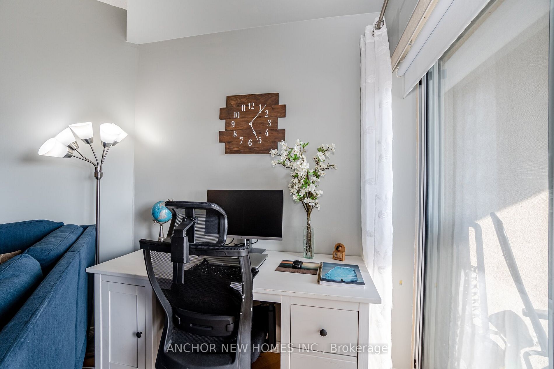 8 Maison Parc Crt, #305