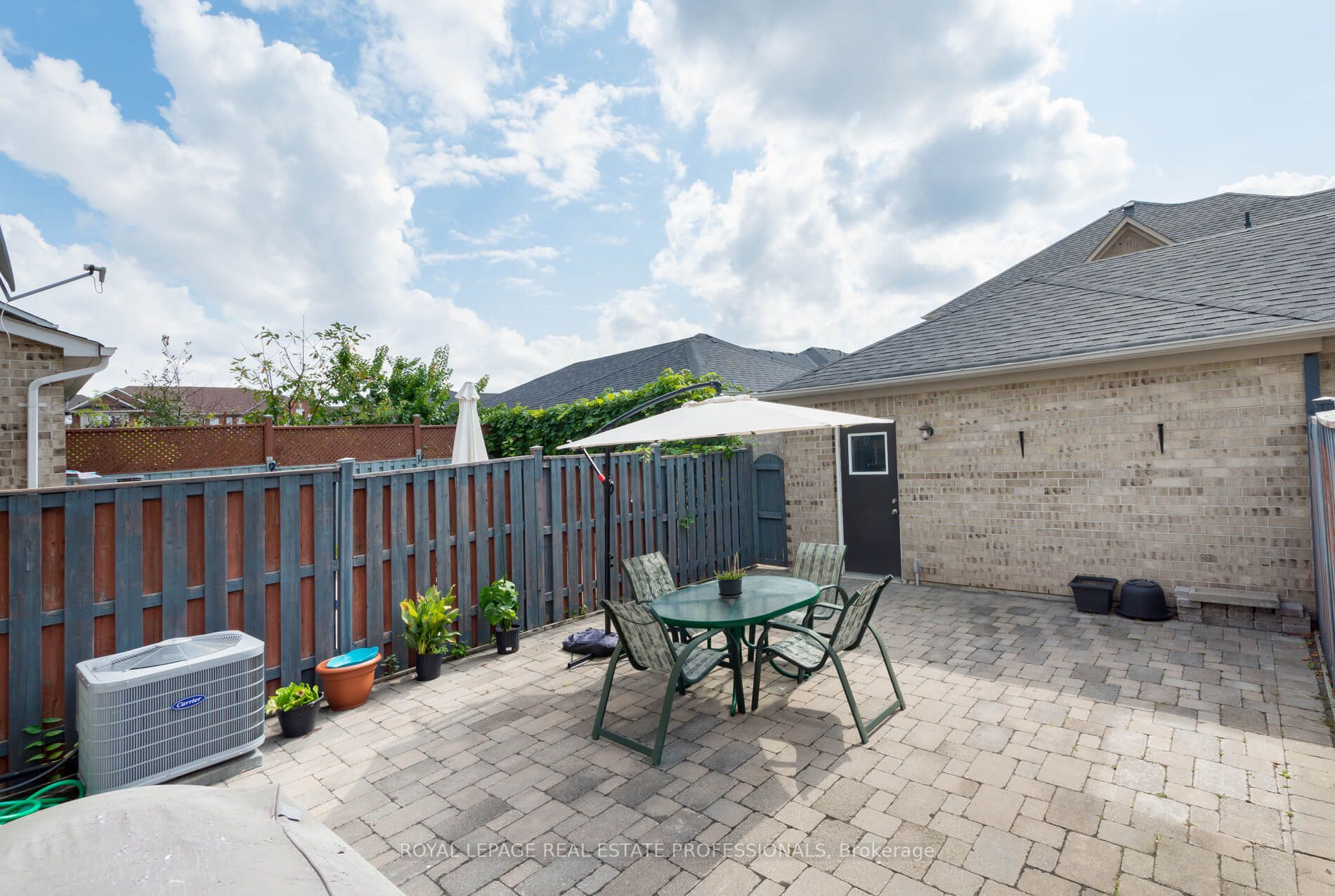 153 Davos Road