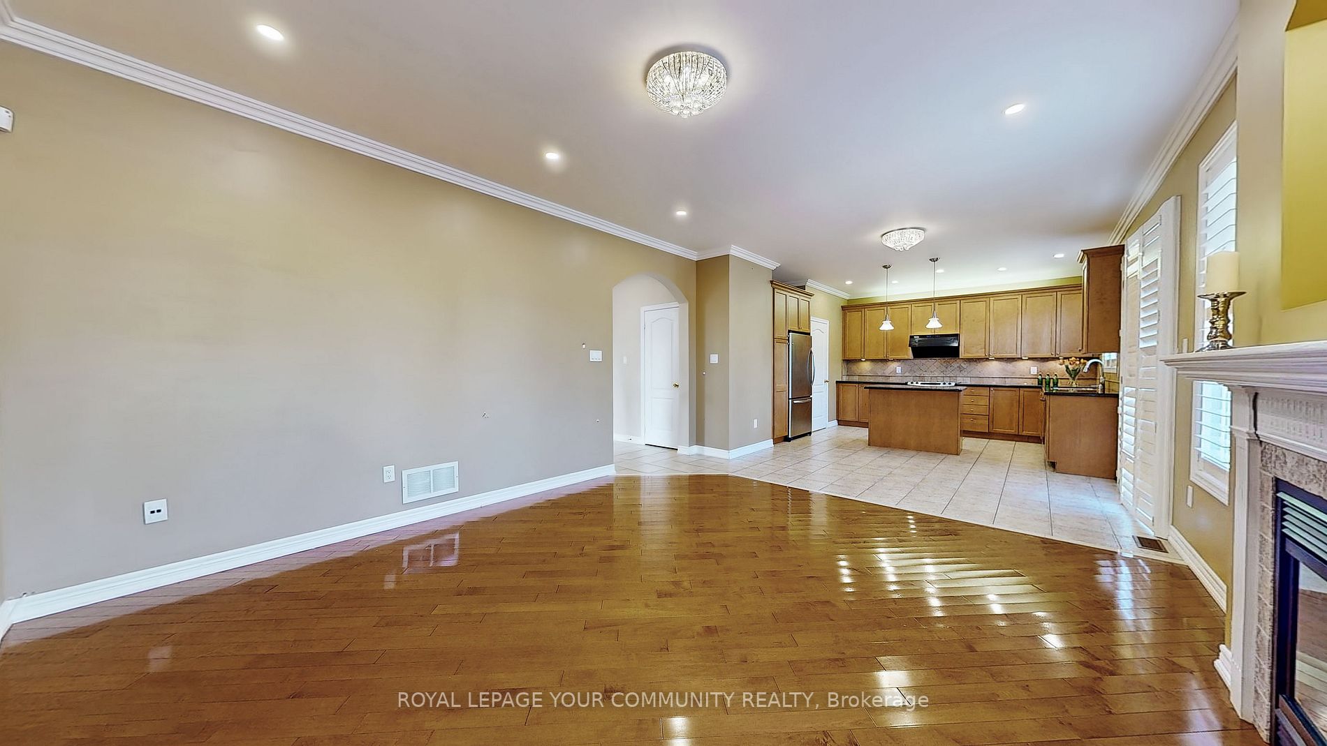 8 Candlewood Crt