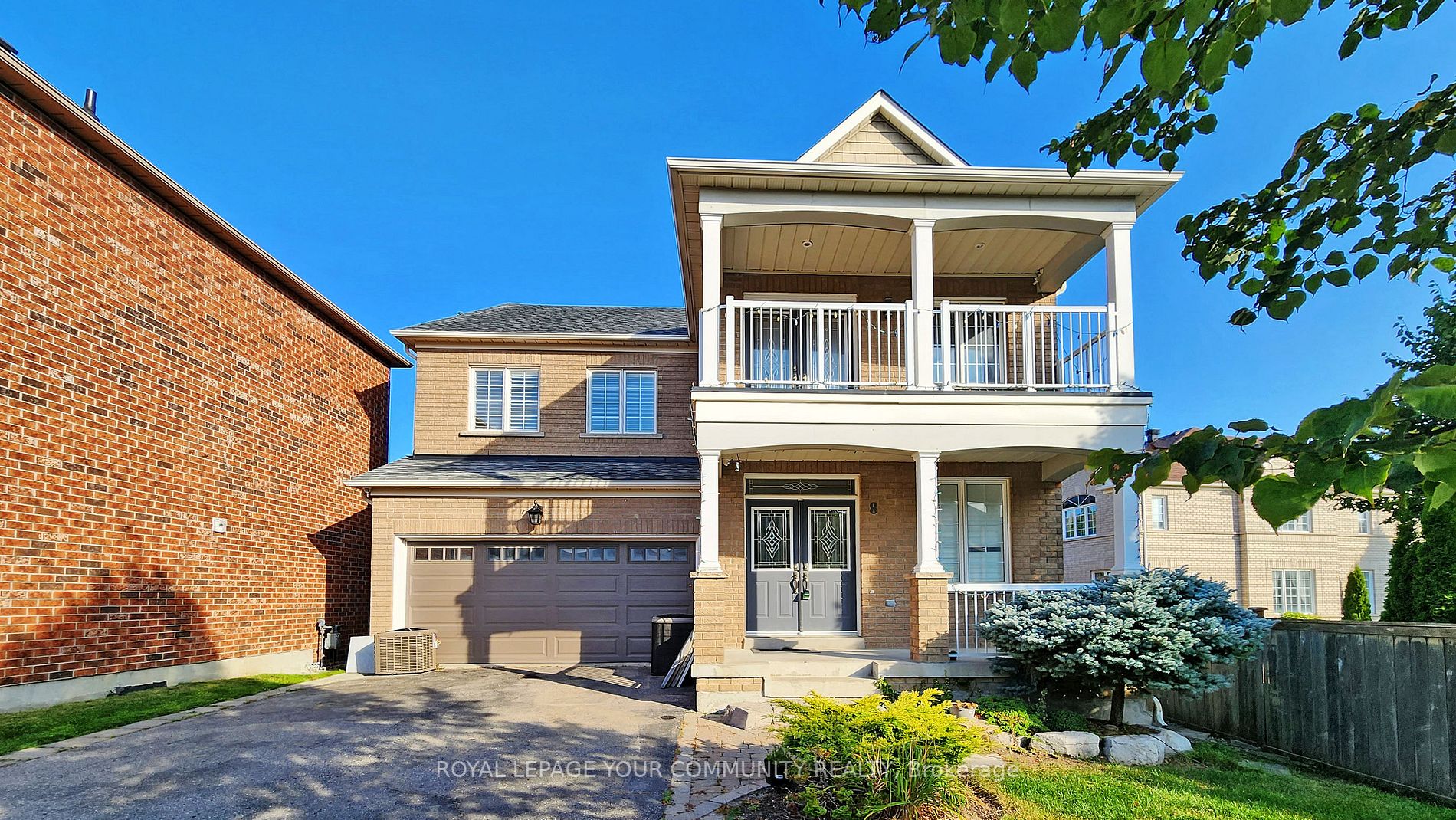 8 Candlewood Crt