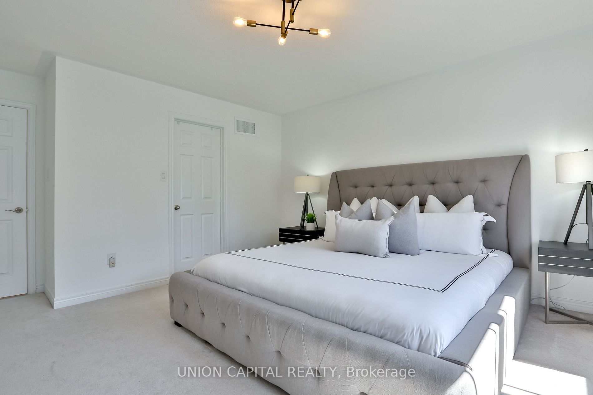 45 Fimco Cres