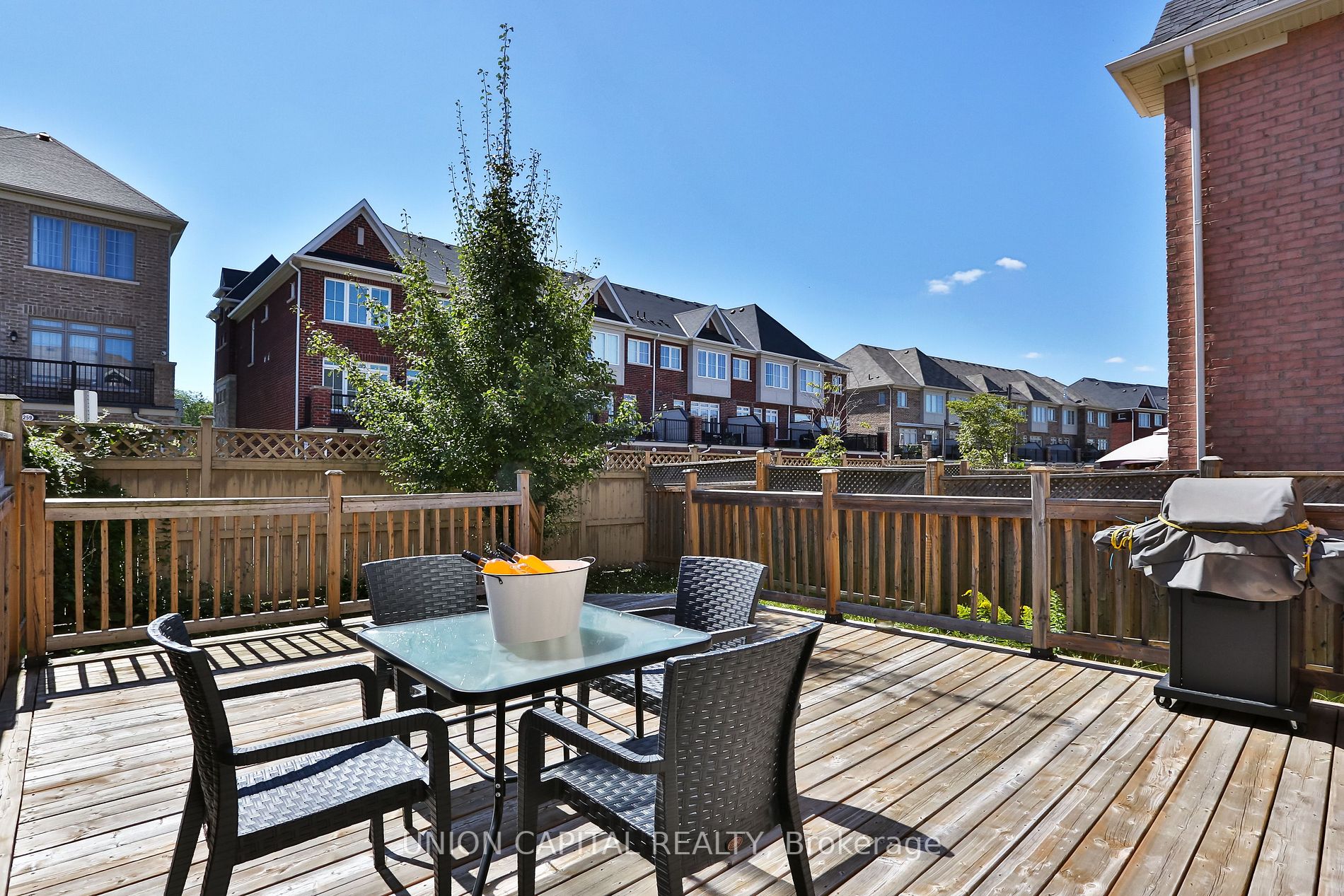 45 Fimco Cres