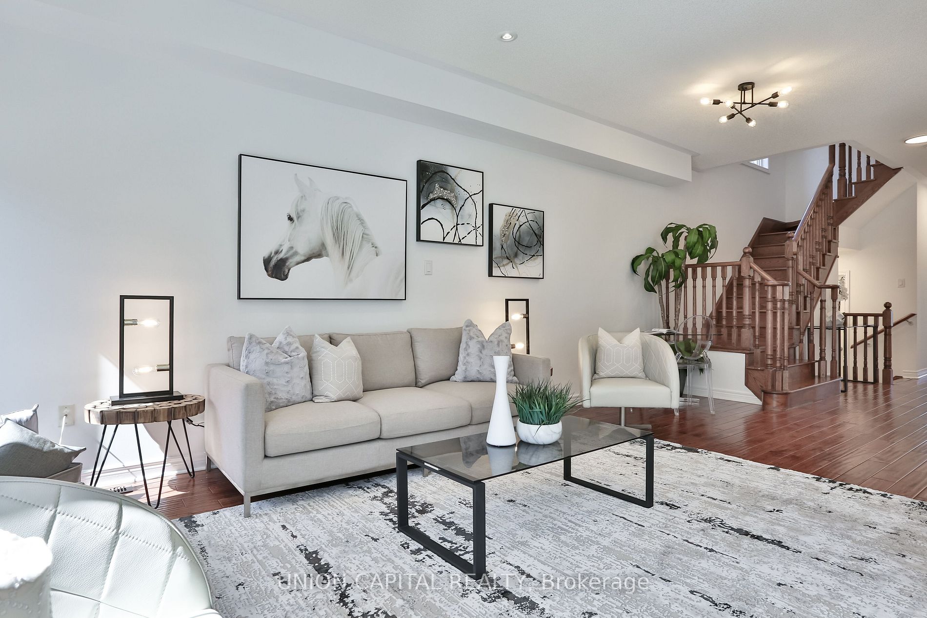 45 Fimco Cres