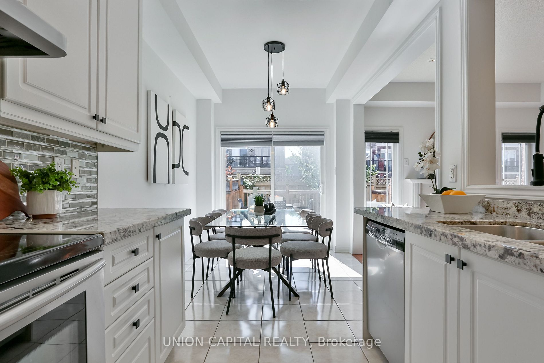 45 Fimco Cres