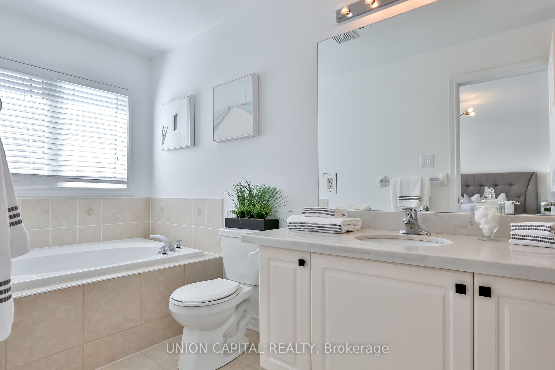 45 Fimco Cres