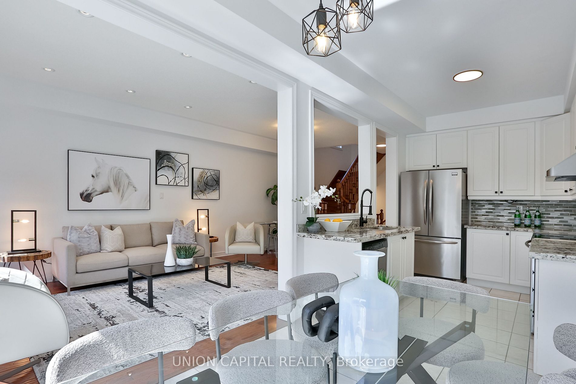 45 Fimco Cres