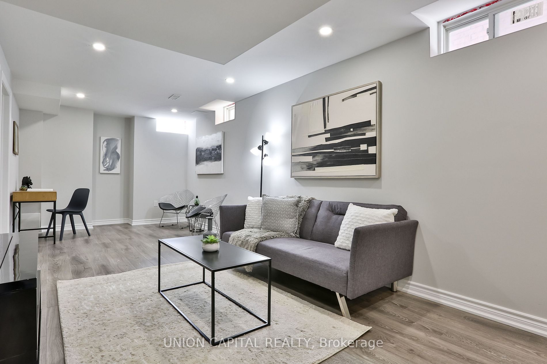45 Fimco Cres