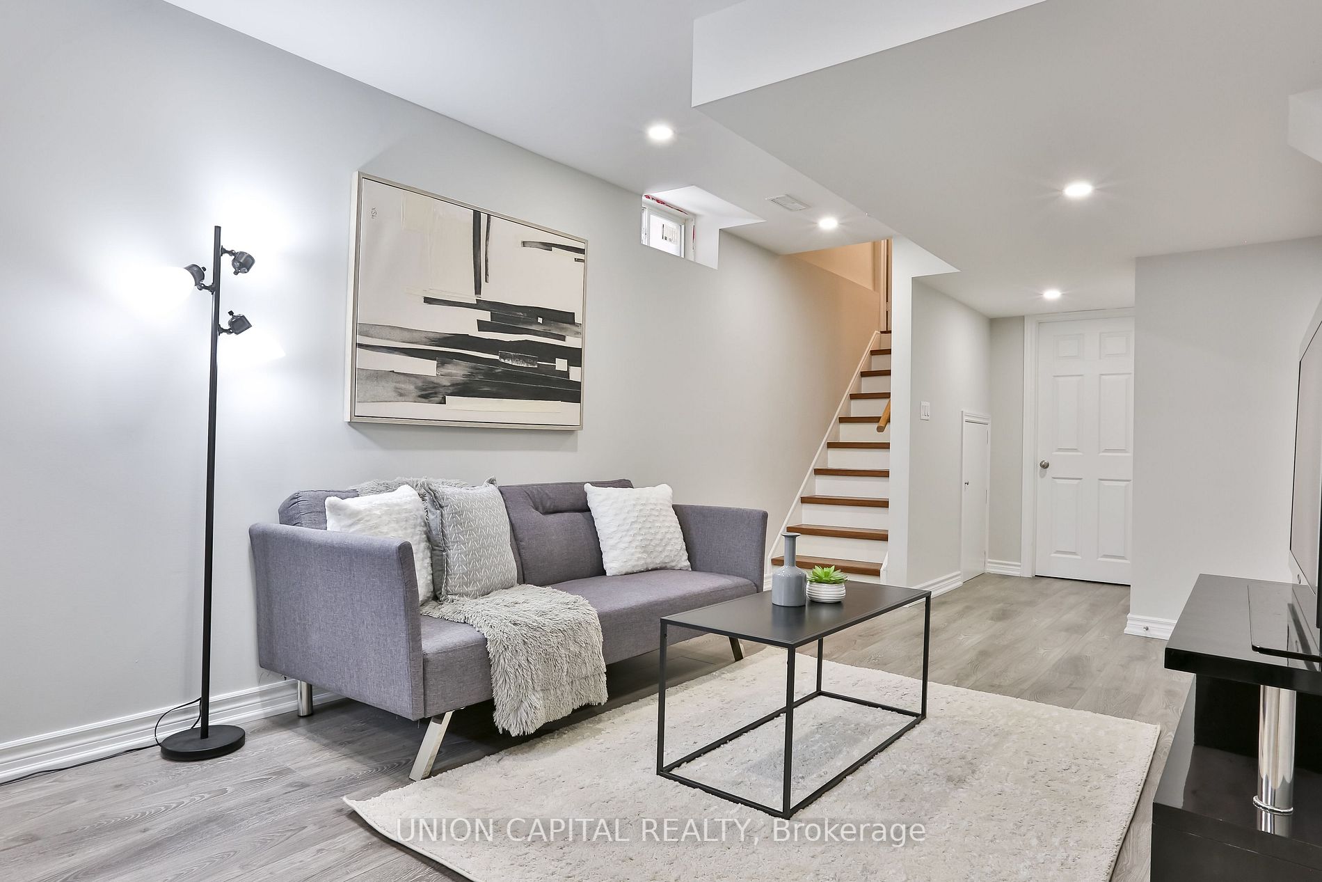 45 Fimco Cres