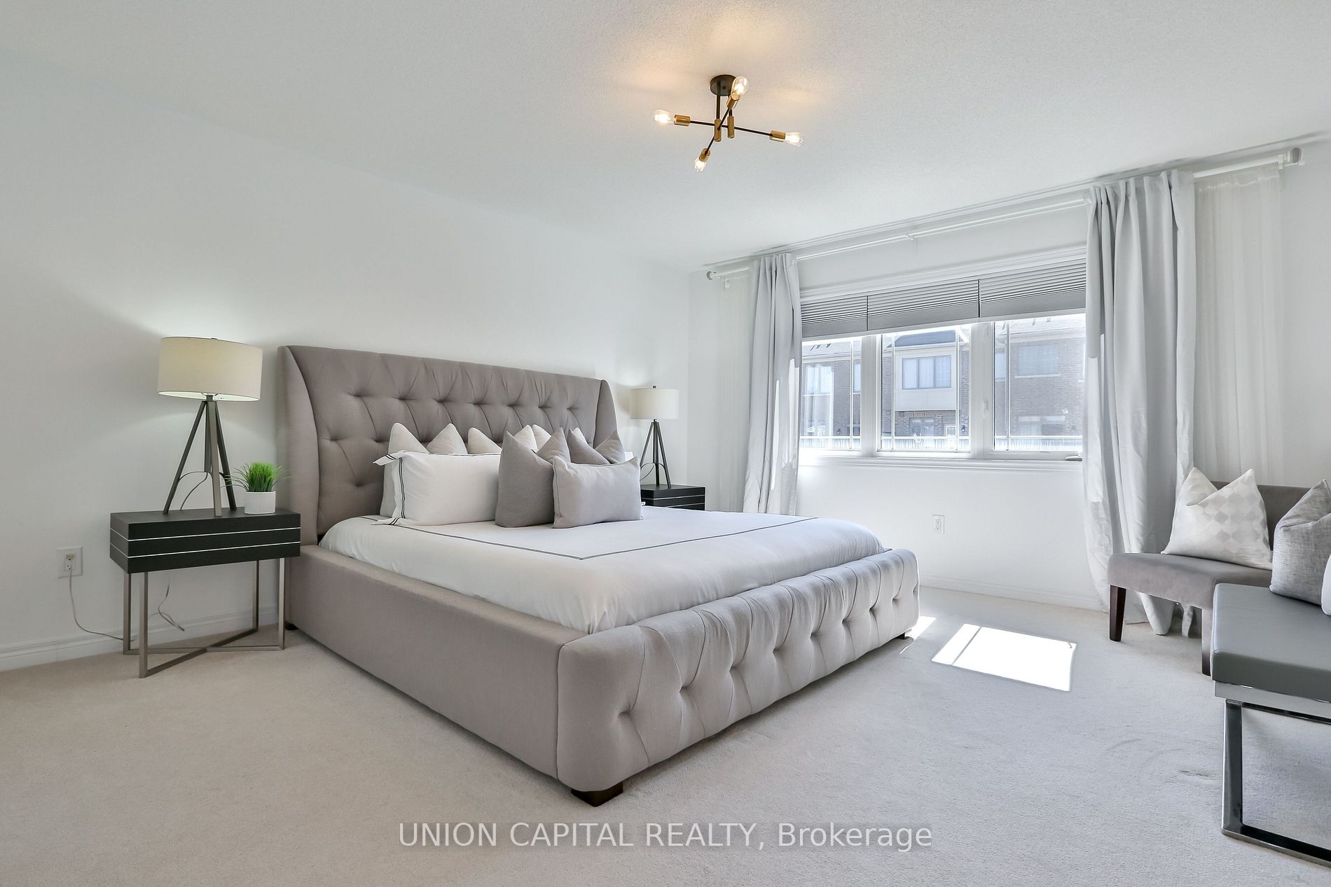 45 Fimco Cres