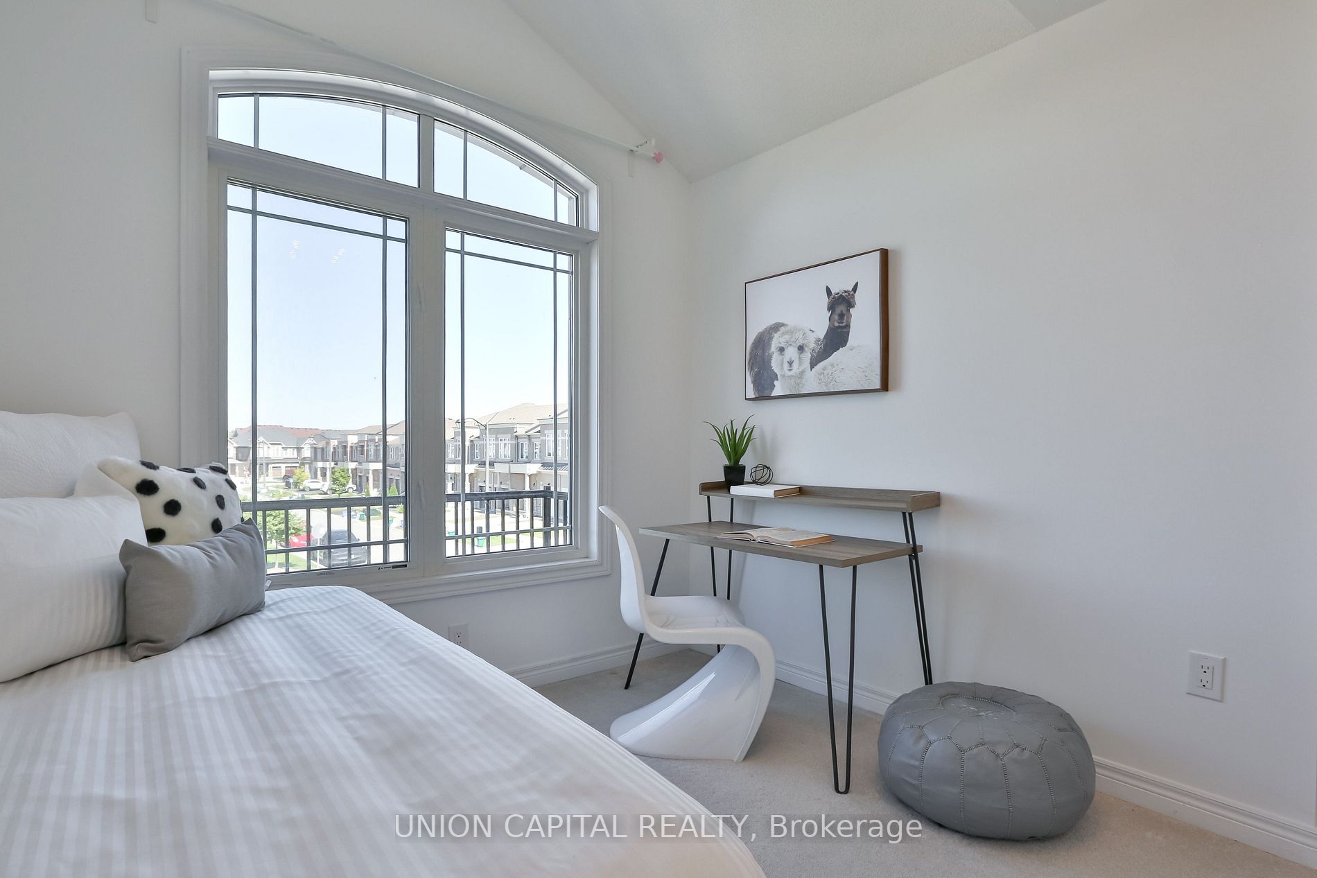 45 Fimco Cres