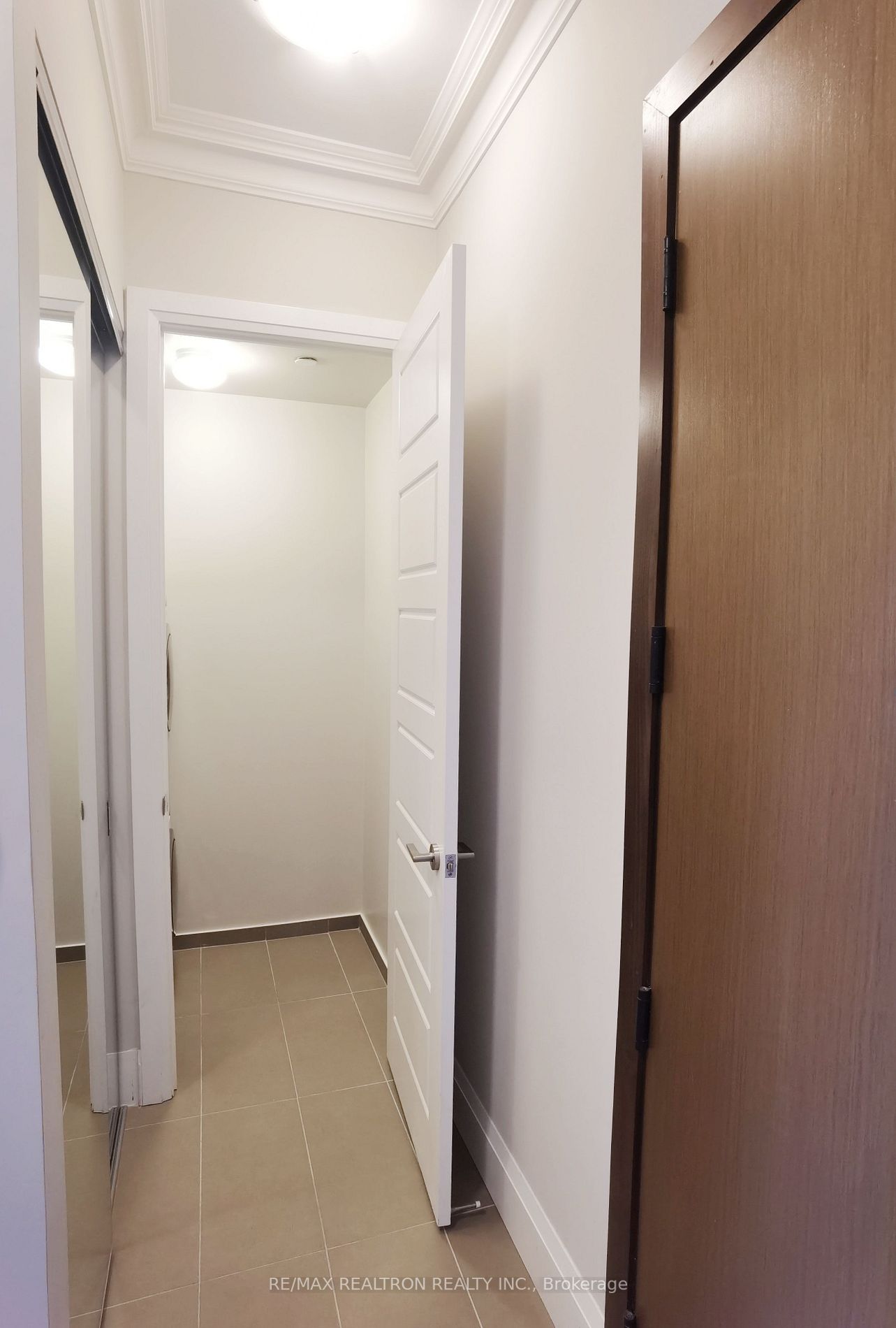 8228 Birchmount Rd Rd, #Ph10