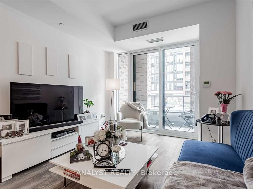 100 Eagle Rock Way, #213