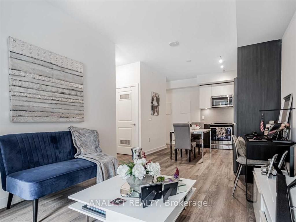100 Eagle Rock Way, #213
