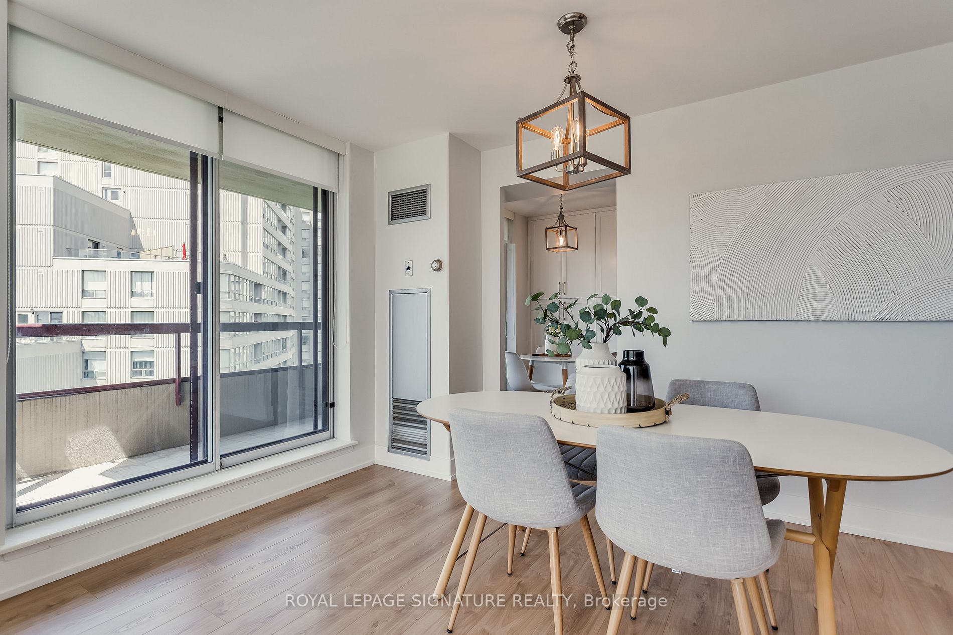 91 Townsgate Dr, #804