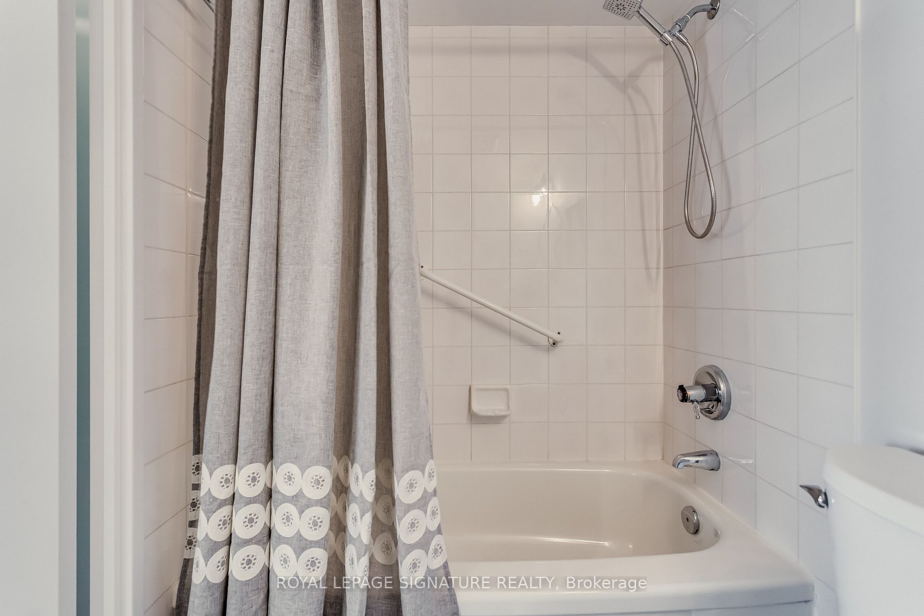 91 Townsgate Dr, #804