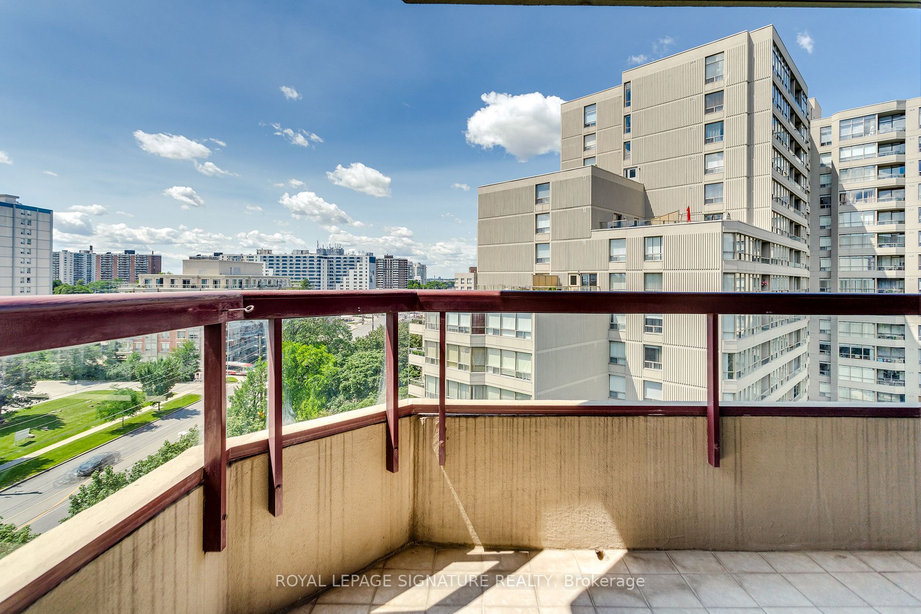 91 Townsgate Dr, #804