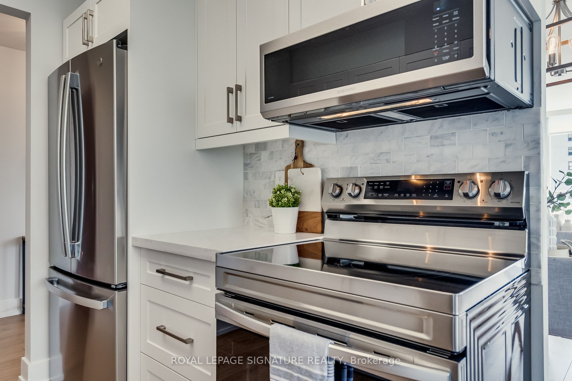 91 Townsgate Dr, #804