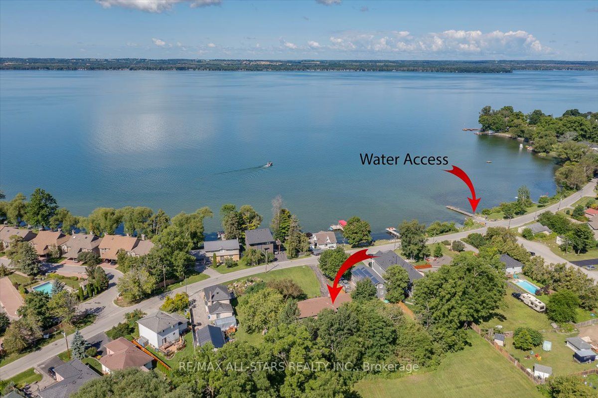 35 Lake Dr N