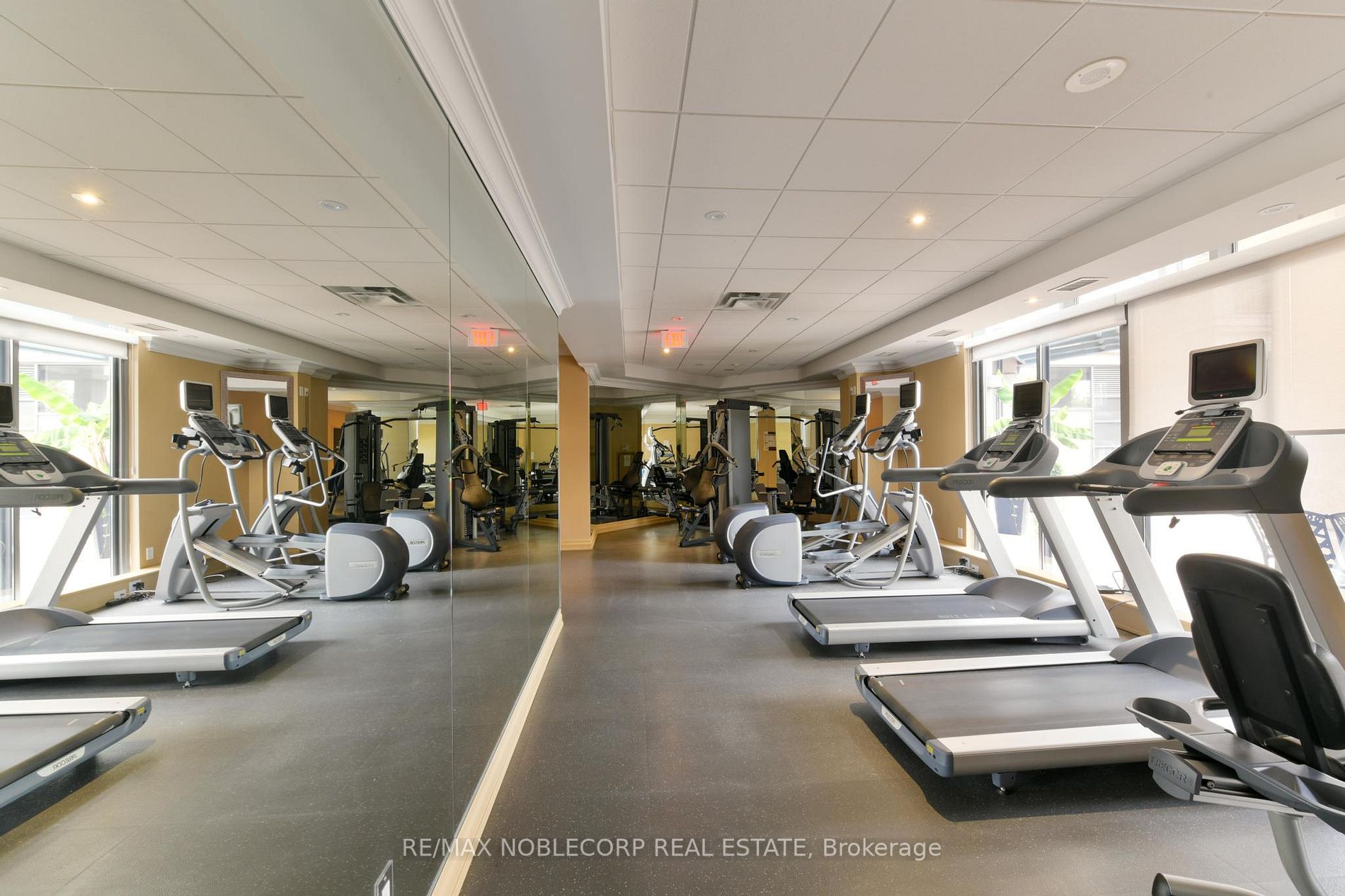 180 John West Way N, #419